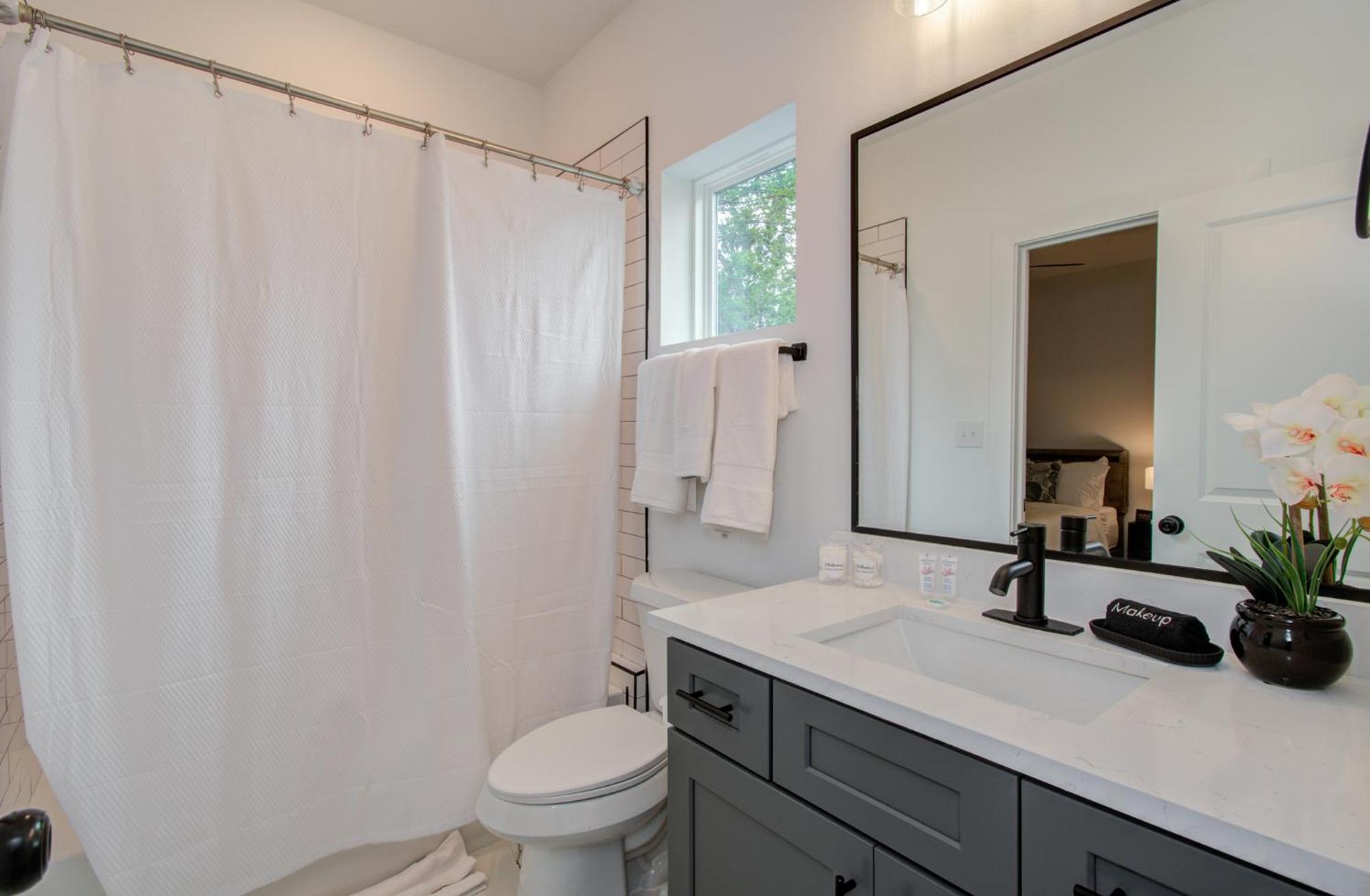 Urban Luxe Getaway 4 Mins To Dt Newly Built Home ヒューストン エクステリア 写真